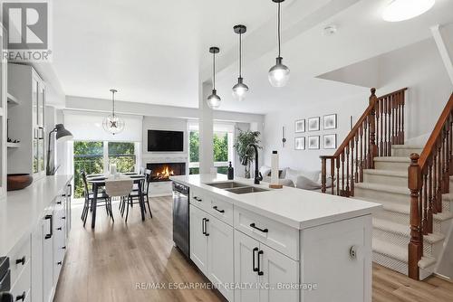 12 - 39 Panabaker Drive, Hamilton, ON - Indoor Photo Showing Kitchen With Double Sink