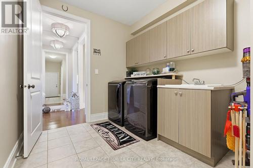 5 Benson Avenue, Mono, ON - Indoor Photo Showing Laundry Room
