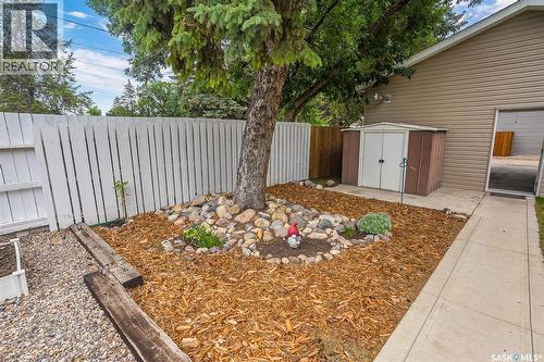 1206 Elevator Road, Saskatoon, SK - Outdoor