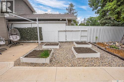 1206 Elevator Road, Saskatoon, SK - Outdoor