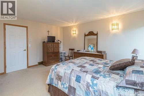 506 Forsyth Crescent, Saskatoon, SK - Indoor Photo Showing Bedroom