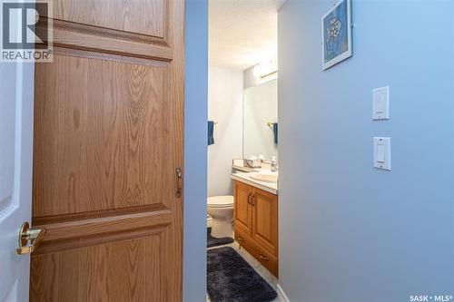 506 Forsyth Crescent, Saskatoon, SK - Indoor