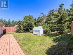 Main house: view from the back - 