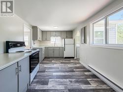 Rental: Kitchen + Dining Area - 