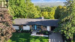 50 OAK Avenue  Dundas, ON L9H 4Y9