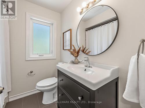8 Tufton Crescent, Toronto, ON - Indoor Photo Showing Bathroom