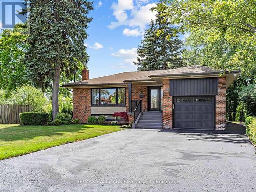 8 Tufton Crescent, Toronto, ON - Outdoor