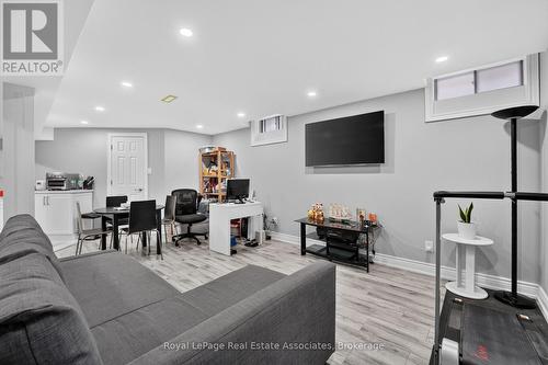 3346 Chartrand Crescent, Mississauga, ON - Indoor