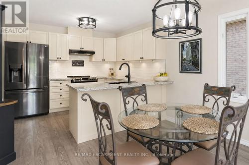 40 Maich Crescent, Brantford, ON - Indoor Photo Showing Dining Room