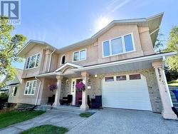 105 South Park Dr  Kenora, ON P9N 4G1