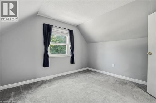 33 Belmont Avenue E, Kitchener, ON - Indoor Photo Showing Other Room