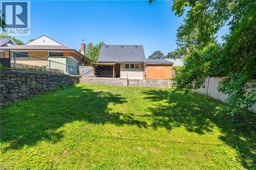 33 Belmont Avenue E, Kitchener, ON - Outdoor