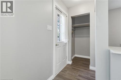 33 Belmont Avenue E, Kitchener, ON - Indoor Photo Showing Other Room