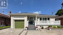 555 MCCOWAN ROAD  Toronto, ON M1J 1J7