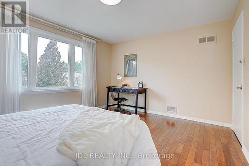20 Mossgrove Trail, Toronto, ON - Indoor Photo Showing Bedroom