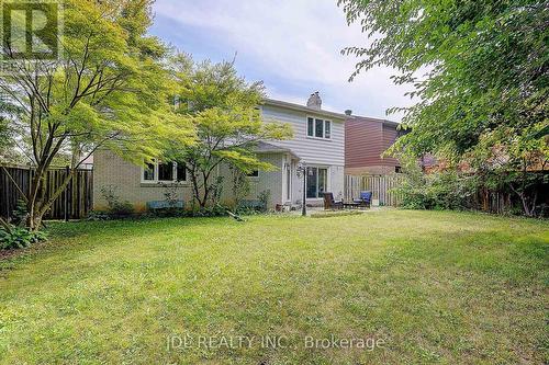 20 Mossgrove Trail, Toronto, ON - Outdoor