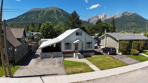 1041 4th Avenue  Fernie, BC V0B 1M0