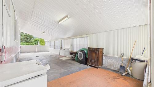 1041 4Th Avenue, Fernie, BC - Indoor