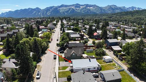 1041 4Th Avenue, Fernie, BC - Outdoor With View