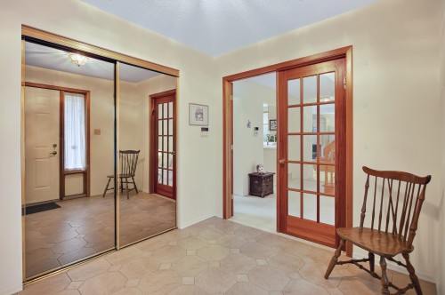 Hall d'entrée/Vestibule - 16 Rue Haendel, Kirkland, QC - Indoor Photo Showing Other Room