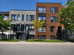 7981 Rue Chabot Montréal (Villeray/Saint-Michel/Parc-Extension), QC H2E 2L8