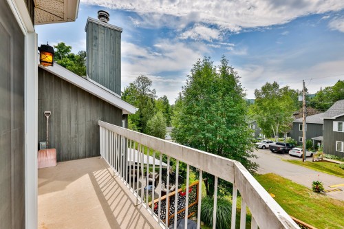Balcon - 14-220 Ch. Du Mont-Loup-Garou, Sainte-Adèle, QC - Outdoor With Exterior