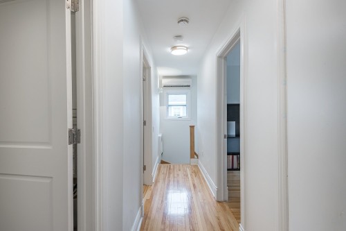 Passageway - 355 Av. Edison, Saint-Lambert, QC - Indoor Photo Showing Other Room