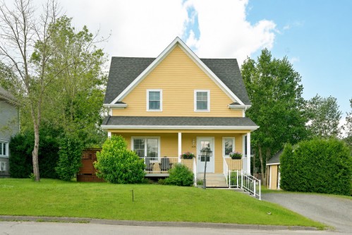 3673 Rue Impériale  Sherbrooke (Brompton/Rock Forest/Saint-Élie/Deauville), QC J1N 4H6