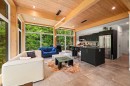 Salon - 161 Ch. Du Retour-Aux-Sources, Amherst, QC  - Indoor 