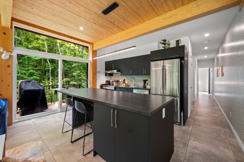 Cuisine - 161 Ch. Du Retour-Aux-Sources, Amherst, QC - Indoor Photo Showing Kitchen