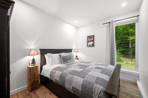 Chambre à coucher - 171 Ch. Du Retour-Aux-Sources, Amherst, QC - Indoor Photo Showing Bedroom