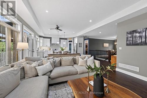 14 Mayapple Crescent, Middlesex Centre (Ilderton), ON - Indoor Photo Showing Living Room