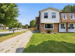 767 Cardiff Drive  Sarnia, ON N7S 4Y2