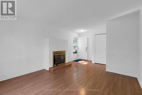 957 7Th Line, Innisfil, ON - Indoor With Fireplace