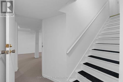 957 7Th Line, Innisfil, ON - Indoor Photo Showing Other Room