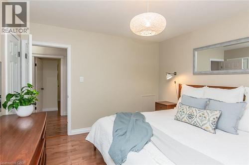 210 Dawson Street, Waterloo, ON - Indoor Photo Showing Bedroom