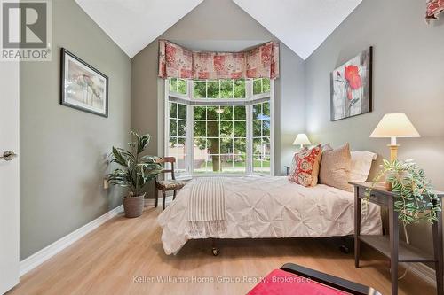 9 Magnolia Lane, Guelph (Village By The Arboretum), ON - Indoor Photo Showing Bedroom