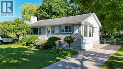 875 KEMSLEY DRIVE Sarnia, ON N7V 2M6