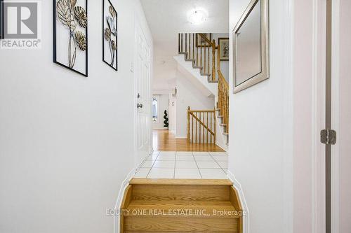 318 Amici Terrace, Ottawa, ON - Indoor Photo Showing Other Room