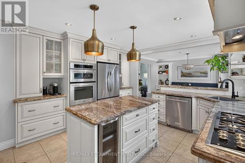 High-End features - 4461 Tremineer Avenue, Burlington, ON - Indoor Photo Showing Kitchen With Upgraded Kitchen