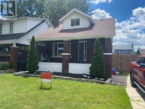 825 Raymo Road, Windsor, ON - Outdoor