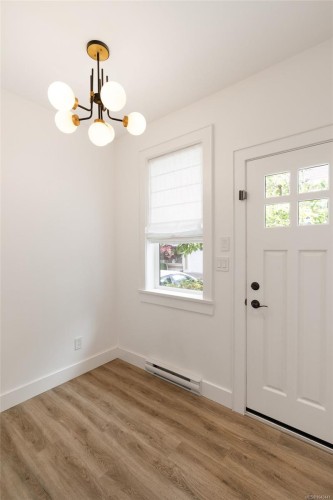 #4-4583 Wilkinson Rd, Saanich, BC 