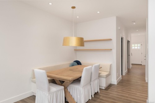 #4-4583 Wilkinson Rd, Saanich, BC 