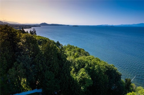 6208 Icarus Dr, Nanaimo, BC 