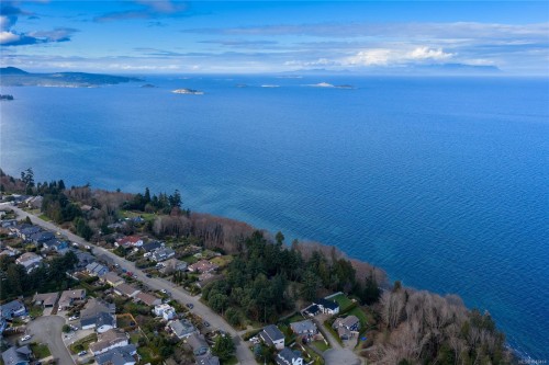 6208 Icarus Dr, Nanaimo, BC 