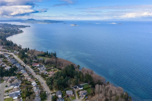 6210 Icarus Dr, Nanaimo, BC 
