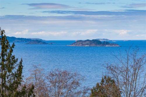 6210 Icarus Dr, Nanaimo, BC 