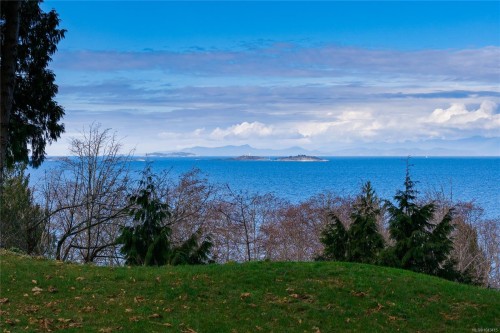 6210 Icarus Dr, Nanaimo, BC 