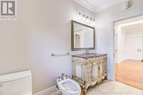 212 Burns Boulevard, King, ON - Indoor Photo Showing Bathroom
