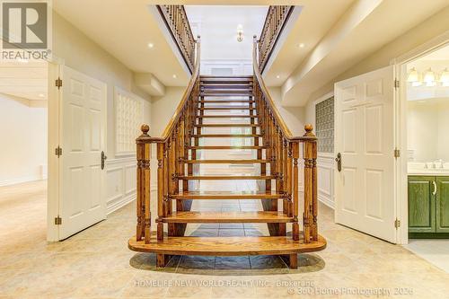 212 Burns Boulevard, King, ON - Indoor Photo Showing Other Room